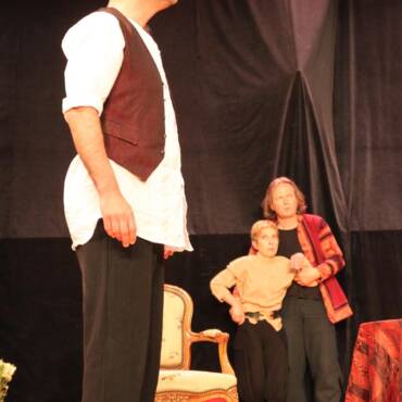 la-demande-en-mariage-compagnie-ni-plus-ni-moins-ateliers-theatre-adultes-vannes-56.jpg