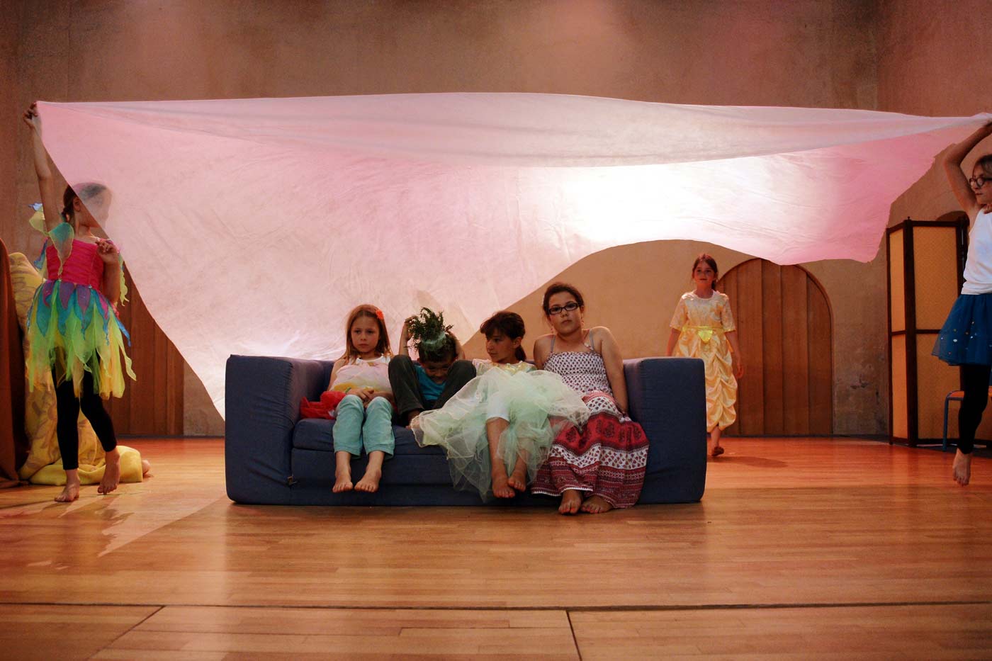 "Nous, on sème" de Sylvie Durbec et Coatimundi par l'atelier théâtre enfants à l'Audotorium des Carmes à Vannes en 2014.